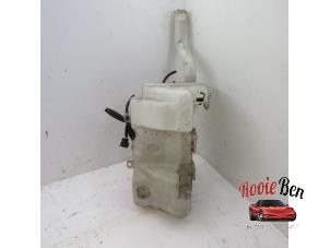 Used Front windscreen washer reservoir Mitsubishi Colt (Z2/Z3) 1.5 DI-D 12V HP Price € 20,00 Margin scheme offered by Rooie Ben autodemontage