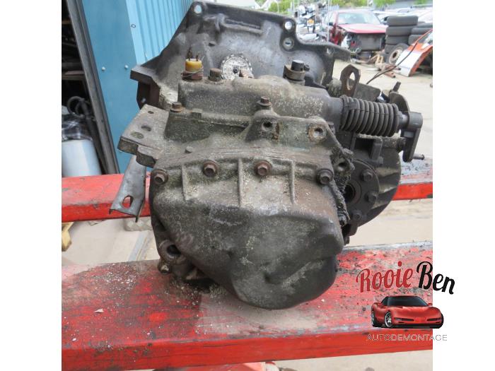 Gearbox Chrysler Voyager 2.4i 16V 4670181 EDZ