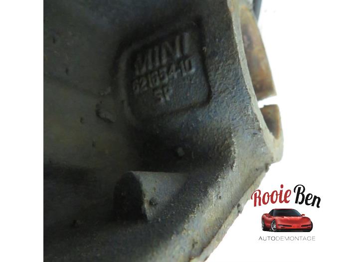 Knuckle, front left from a MINI Mini One/Cooper (R50) 1.4 D One 2004