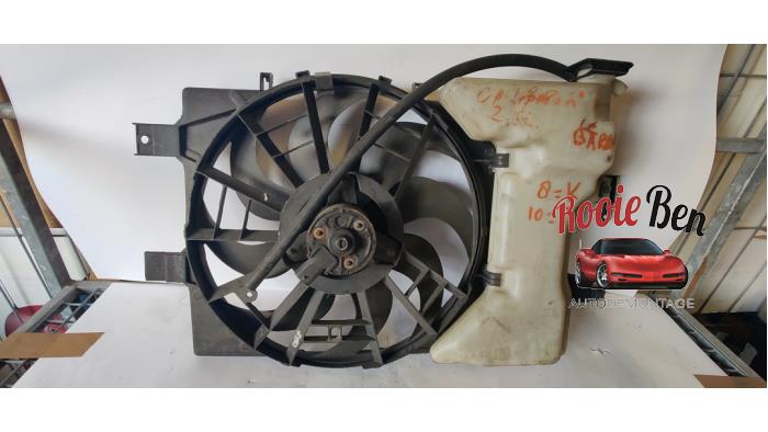 Używane Wentylator Chrysler Le Baron Coupé 2.5 Turbo Cena € 50,00 Procedura marży oferowane przez Rooie Ben autodemontage