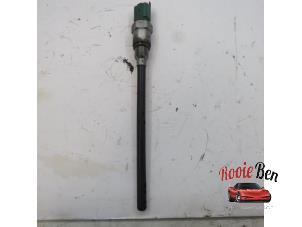 Used Oil level sensor Peugeot 207 CC (WB) 1.6 16V Price on request offered by Rooie Ben autodemontage