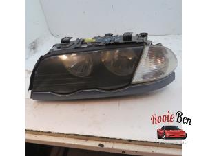 Used Headlight, left BMW 3 serie (E46/4) 316i Price € 25,00 Margin scheme offered by Rooie Ben autodemontage