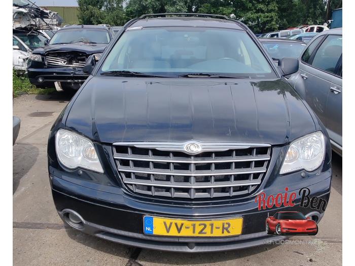 Używane Reflektor prawy Chrysler Pacifica 4.0 V6 24V AWD Cena na żądanie oferowane przez Rooie Ben autodemontage