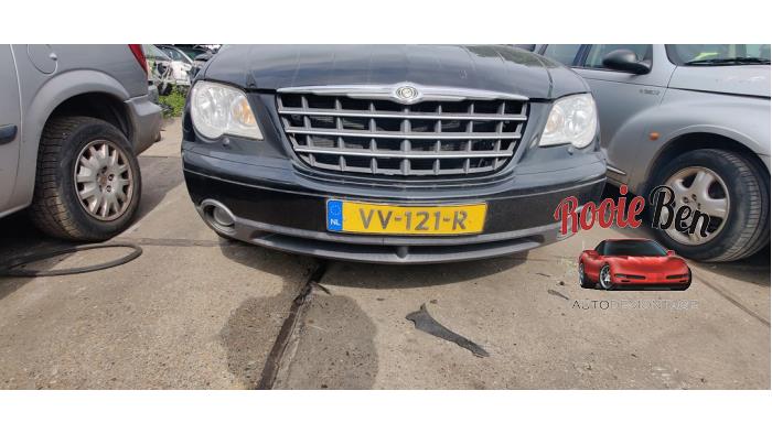 Usados Parachoques Chrysler Pacifica 4.0 V6 24V AWD Precio de solicitud ofrecido por Rooie Ben autodemontage