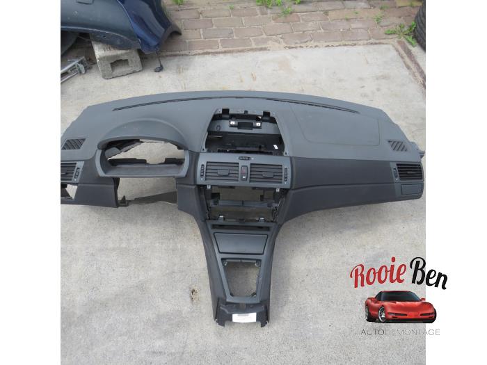 Używane Panel BMW X3 (E83) 3.0d 24V Cena € 150,00 Procedura marży oferowane przez Rooie Ben autodemontage