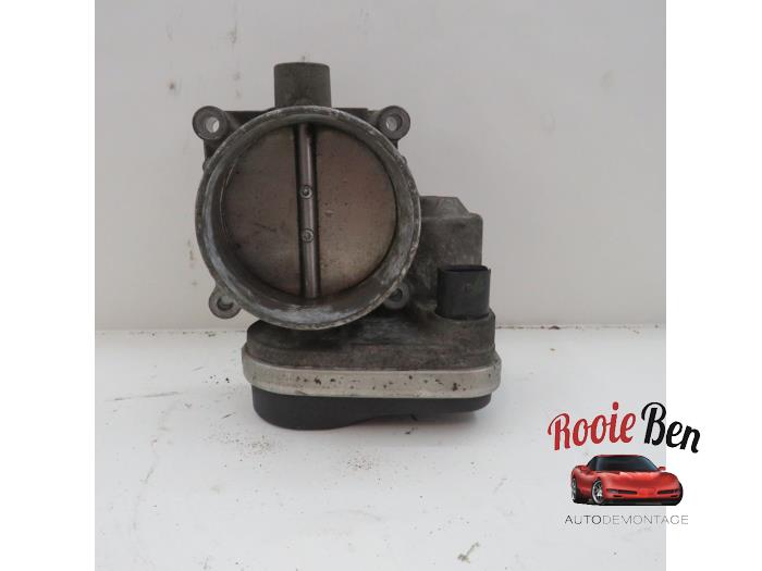 Usagé Boitier papillon Dodge Ram 1500 Crew Cab (DS/DJ/D2) 5.7 V8 Hemi 1500 4x2 Prix € 150,00 Règlement à la marge proposé par Rooie Ben autodemontage