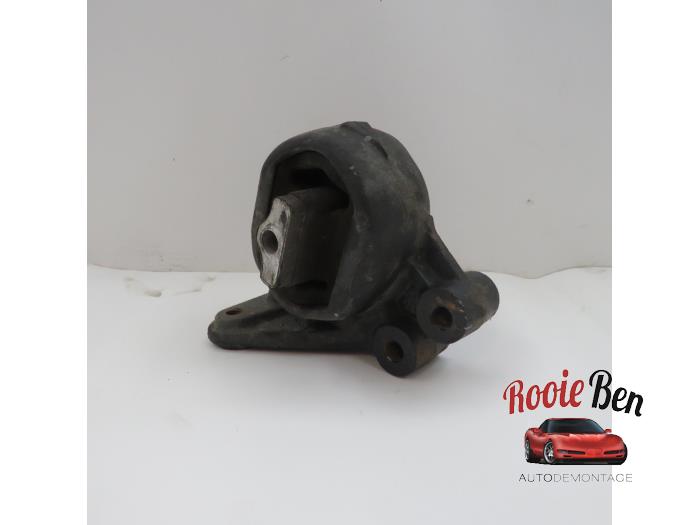Used Engine mount Dodge Ram 1500 Crew Cab (DS/DJ/D2) 5.7 V8 Hemi 1500 4x2 Price € 50,00 Margin scheme offered by Rooie Ben autodemontage