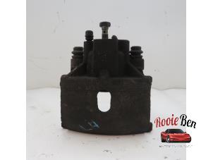 Used Rear brake calliper, left Dodge Ram 1500 Crew Cab (DS/DJ/D2) 5.7 V8 Hemi 1500 4x2 Price on request offered by Rooie Ben autodemontage