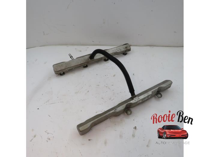Usagé Système d'injection Dodge Ram 1500 Crew Cab (DS/DJ/D2) 5.7 V8 Hemi 1500 4x2 Prix € 50,00 Règlement à la marge proposé par Rooie Ben autodemontage