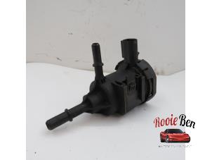 Used Engine breather housing (DC) Dodge Ram 1500 Crew Cab (DS/DJ/D2) 5.7 V8 Hemi 1500 4x2 Price on request offered by Rooie Ben autodemontage