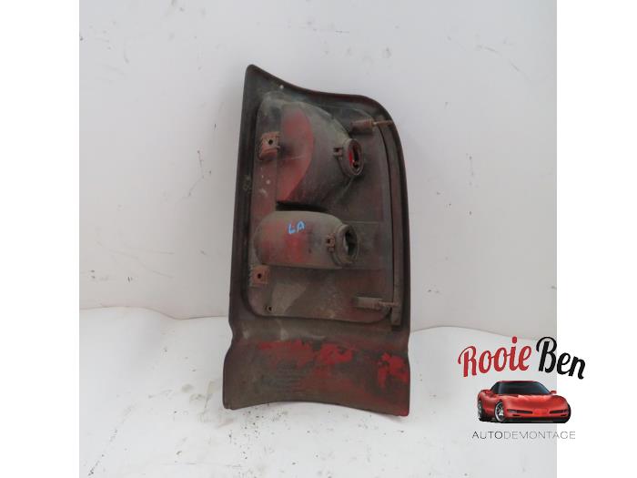 Taillight, left from a Dodge Ram 3500 (BR/BE) 5.2 1500 4x2 Kat. 1996