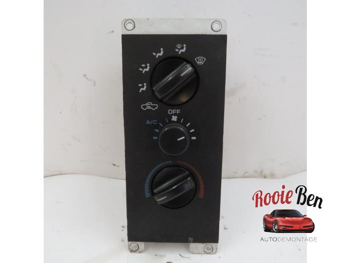 Air conditioning control panel from a Dodge Ram 3500 (BR/BE) 5.2 1500 4x2 Kat. 1996