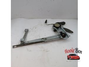 Used Window mechanism 2-door, front right Dodge Ram 3500 (BR/BE) 5.2 1500 4x2 Kat. Price on request offered by Rooie Ben autodemontage