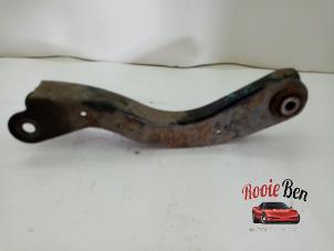 Used Rear upper wishbone, left Chevrolet Equinox 3.4 V6 Price on request offered by Rooie Ben autodemontage