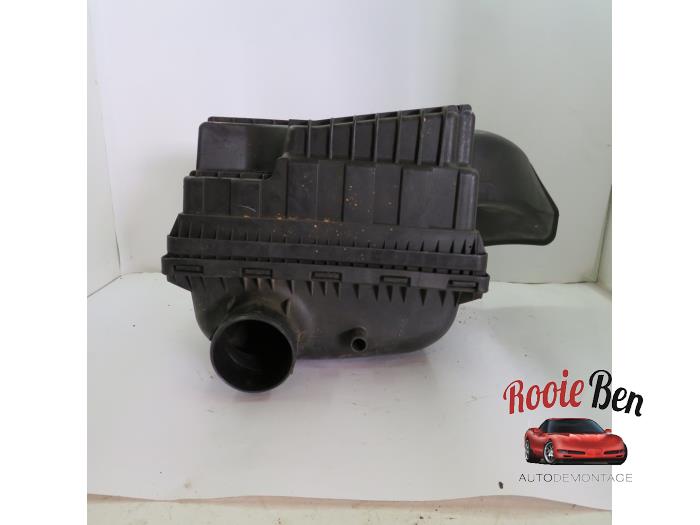 Begagnade Luftfilterhus Dodge 1500 Crew Cab (DS) 5.7 Hemi V8 4x4 Pris € 100,00 Marginaltabell erbjuds av Rooie Ben autodemontage