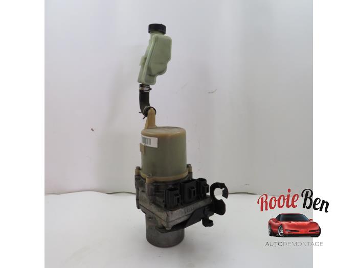 Usagé Pompe de direction Mazda 5 (CR19) 1.8i 16V Prix € 75,00 Règlement à la marge proposé par Rooie Ben autodemontage
