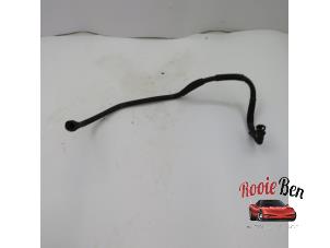 Usagé Conduit de carburant Mazda 5 (CR19) 1.8i 16V Prix sur demande proposé par Rooie Ben autodemontage