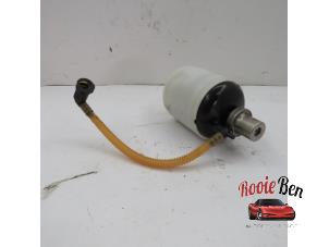 Used Fuel filter Audi S4 (B8) 3.0 TFSI V6 24V Price on request offered by Rooie Ben autodemontage