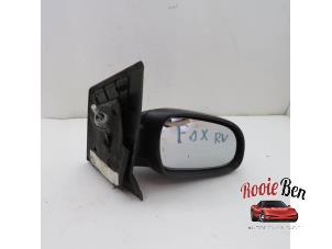 Used Wing mirror, right Volkswagen Fox (5Z) 1.2 Price on request offered by Rooie Ben autodemontage