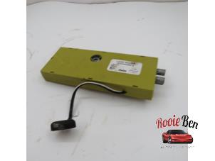 Used Antenna Amplifier Landrover Range Rover Sport (LS) 2.7 TDV6 24V Price on request offered by Rooie Ben autodemontage