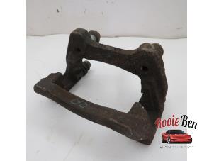 Used Rear brake calliperholder, right Landrover Range Rover Sport (LS) 2.7 TDV6 24V Price on request offered by Rooie Ben autodemontage