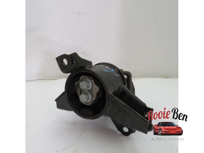 Used Engine mount Kia Optima 2.0 CVVT Hybrid 16V Price € 20,00 Margin scheme offered by Rooie Ben autodemontage