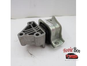 Used Engine mount Fiat Ducato (250) 2.3 D 130 Multijet Price on request offered by Rooie Ben autodemontage