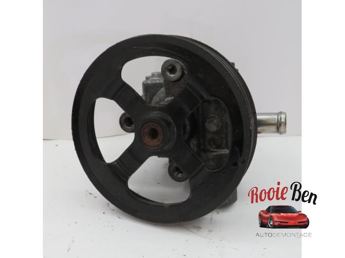 Usagé Pompe de direction Dodge Avenger (JS) 2.0 16V Prix € 75,00 Règlement à la marge proposé par Rooie Ben autodemontage