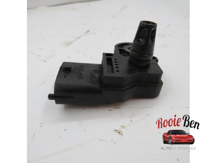 Used Mapping sensor (intake manifold) Chrysler Voyager/Grand Voyager (RG/RS) 2.8 CRD 16V Autom. (Dodge Ram Van) Price on request offered by Rooie Ben autodemontage
