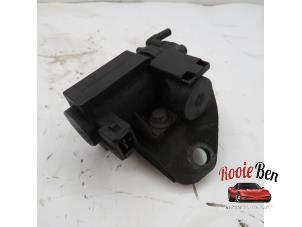Used Vacuum valve Chrysler Voyager/Grand Voyager (RG) 2.8 CRD 16V Autom. (Dodge Ram Van) Price on request offered by Rooie Ben autodemontage