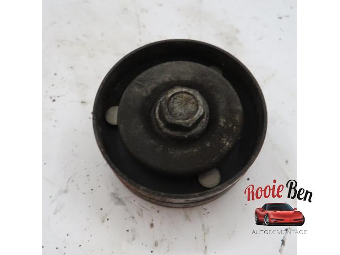 Usados Rodillo tensor correa múltiple Chrysler Voyager/Grand Voyager (RG/RS) 2.8 CRD 16V Autom. (Dodge Ram Van) Precio € 15,00 Norma de margen ofrecido por Rooie Ben autodemontage