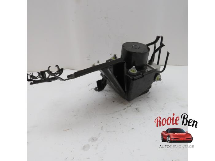 Begagnade ABS-pump Skoda Fabia II Combi 1.2 TDI 12V Greenline Pris € 50,00 Marginaltabell erbjuds av Rooie Ben autodemontage