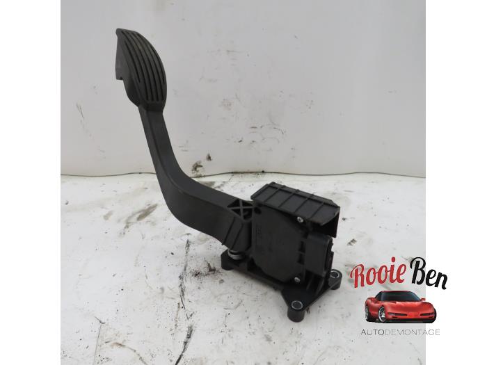 Accelerator pedal from a Fiat 500 (312) 1.2 69 2012