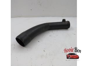 Used Intercooler hose Mercedes E (W213) E-200 2.0 Turbo 16V Price on request offered by Rooie Ben autodemontage