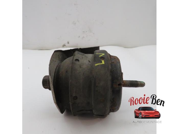 Used Engine mount Cadillac CTS I 3.6 V6 24V Price € 25,00 Margin scheme offered by Rooie Ben autodemontage