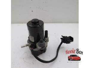 Used Vacuum pump (petrol) Mercedes GLC Coupe (C253) 2.0 300 e 16V 4-Matic Price on request offered by Rooie Ben autodemontage