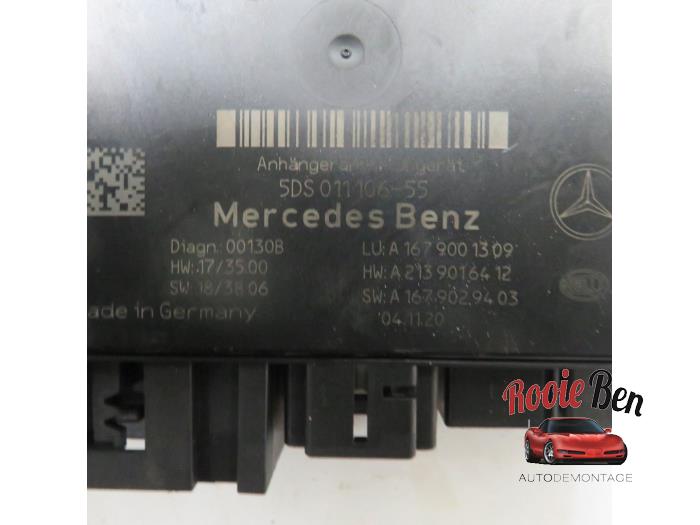 Attelage (boule de remorquage) d'un Mercedes-Benz GLC Coupe (C253) 2.0 300 e 16V 4-Matic 2020