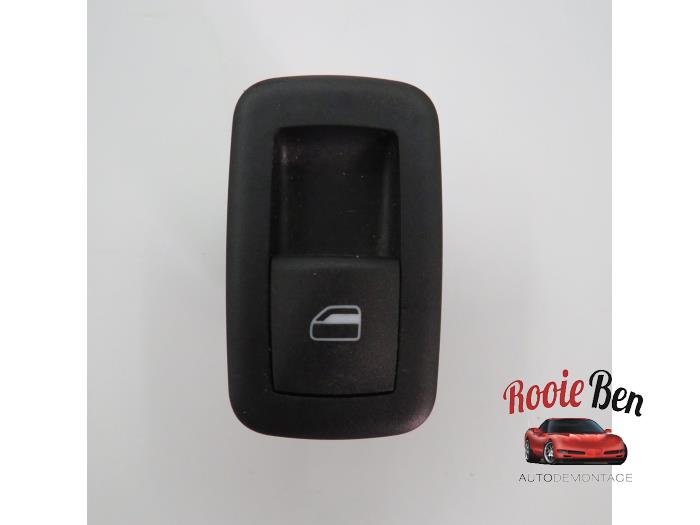 Usados Interruptor de ventanilla eléctrica Dodge 1500 Crew Cab (DS) 5.7 Hemi V8 4x4 Precio € 30,00 Norma de margen ofrecido por Rooie Ben autodemontage