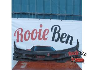 Usagé Paravent Dodge 1500 Crew Cab (DS/DJ/D2) 5.7 Hemi V8 4x4 Prix sur demande proposé par Rooie Ben autodemontage