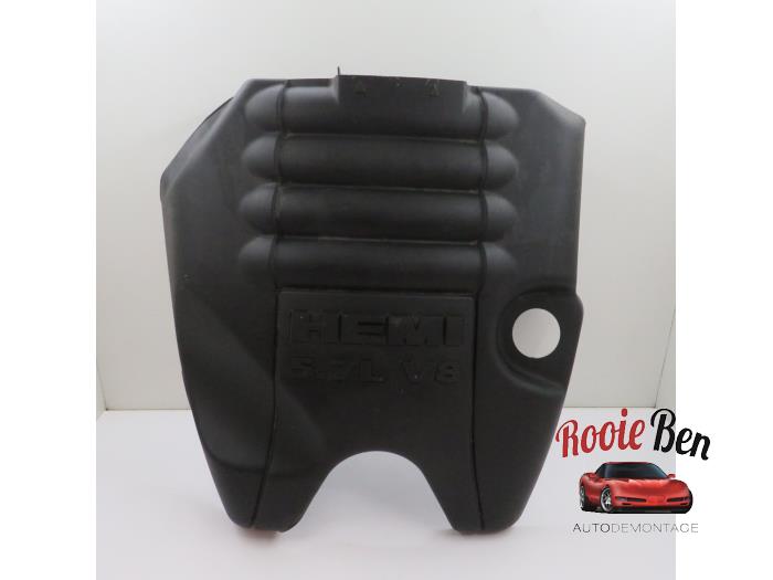 Used Engine cover Dodge 1500 Crew Cab (DS) 5.7 Hemi V8 4x4 Price € 50,00 Margin scheme offered by Rooie Ben autodemontage