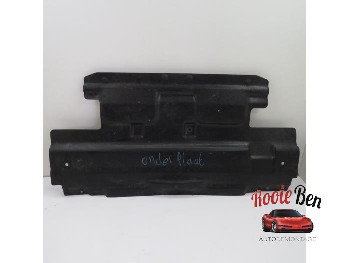 Usados Parachoque placa base Dodge 1500 Crew Cab (DS) 5.7 Hemi V8 4x4 Precio de solicitud ofrecido por Rooie Ben autodemontage