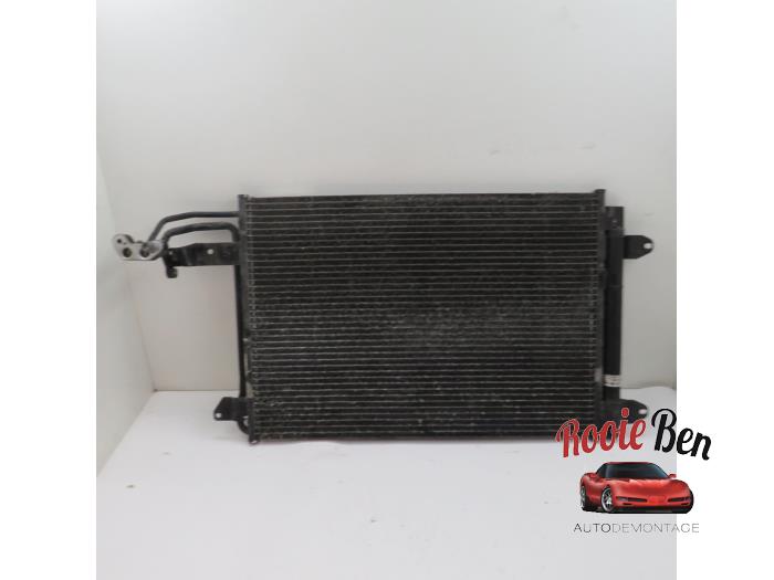 Usagé Radiateur clim Audi A3 Sportback (8PA) 1.6 TDI 16V Prix € 50,00 Règlement à la marge proposé par Rooie Ben autodemontage