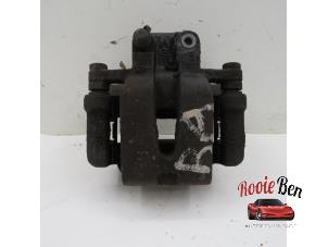 Used Rear brake calliper, right Chrysler 300 C 2.7 V6 24V Price on request offered by Rooie Ben autodemontage
