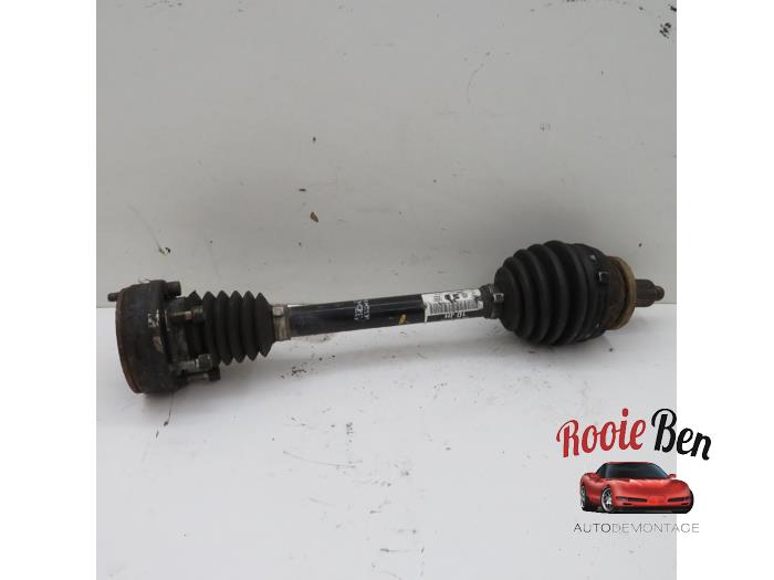Front drive shaft, left from a Skoda Roomster (5J) 1.4 TDI 70 2009