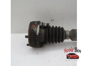 Used Front drive shaft, right Skoda Roomster (5J) 1.4 TDI 70 Price € 50,00 Margin scheme offered by Rooie Ben autodemontage