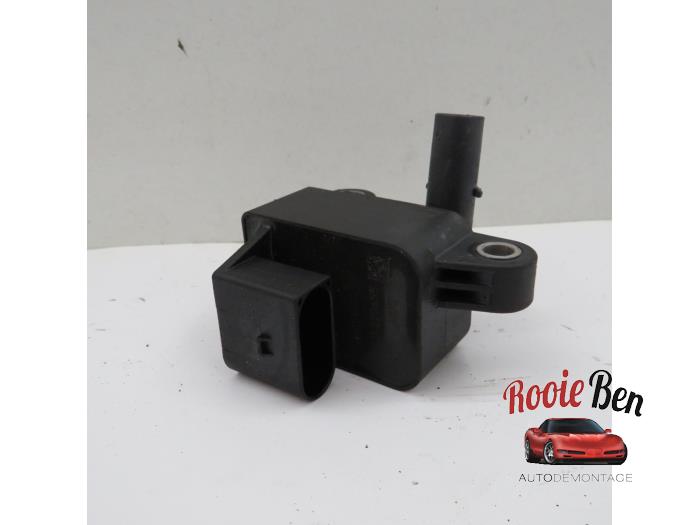 Usagé Bobine Mercedes A (177.0) 2.0 A-220 Turbo 16V Prix € 20,00 Règlement à la marge proposé par Rooie Ben autodemontage
