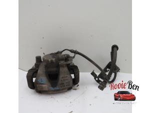 Used Front brake calliper, right Audi A4 Avant (B9) 2.0 35 TFSI Mild Hybrid 16V Price on request offered by Rooie Ben autodemontage