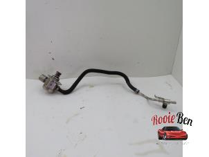 Used Mechanical fuel pump Mercedes E (W213) E-200 2.0 Turbo 16V Price on request offered by Rooie Ben autodemontage