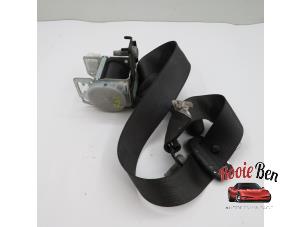 Used Rear seatbelt, right Ford Usa Mustang V 3.7 V6 24V Duratec Ti-VCT Price on request offered by Rooie Ben autodemontage