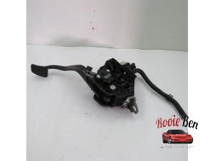 Used Clutch pedal Kia Xceed 1.0 T-GDi 12V Price on request offered by Rooie Ben autodemontage